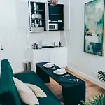 Cozy And Quiet 1br - Intendente | By Airnest *