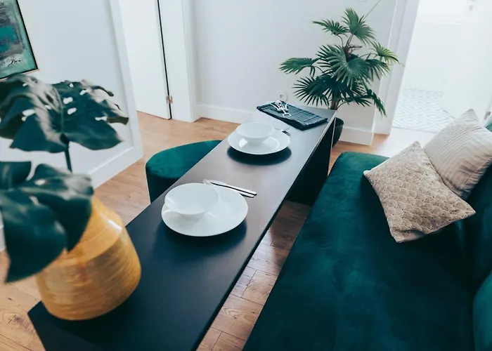 Cozy And Quiet 1br - Intendente | By Airnest * 리스본