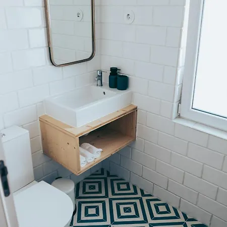 Cozy And Quiet 1br - Intendente | By Airnest Lägenhet *